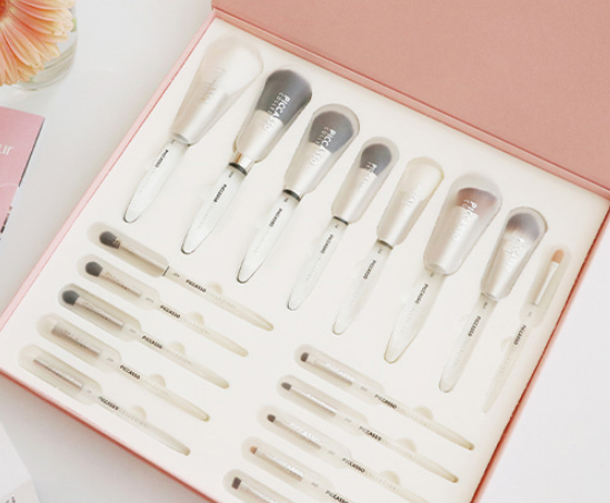 18 kinds of makeup brushes set 1440g