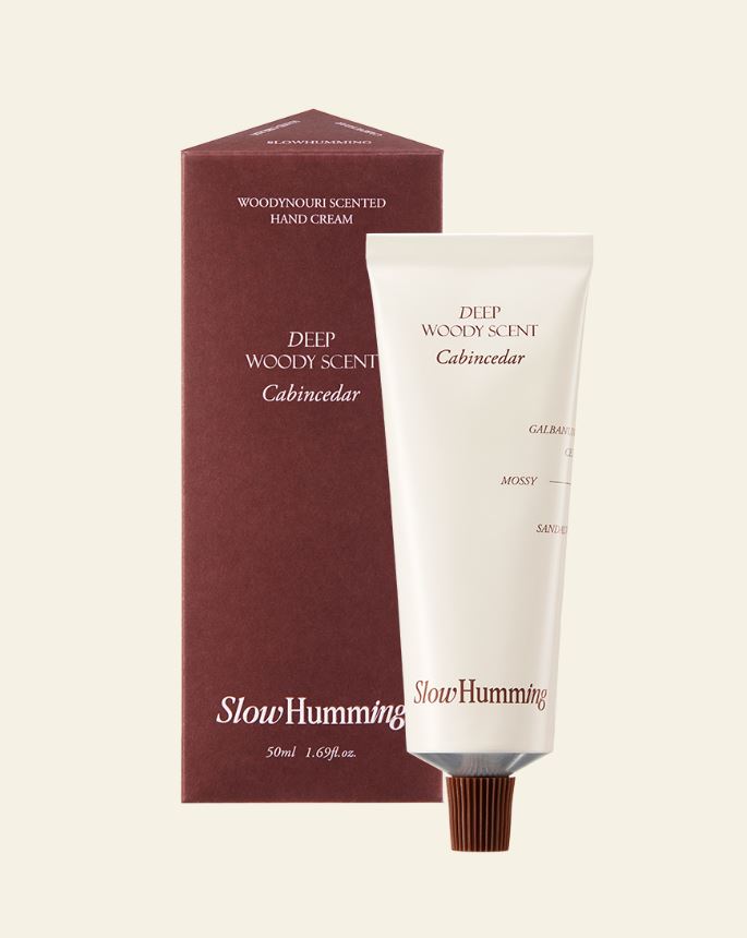 SLOWHUMMING WOODYNOURI SCENTED HAND CREAM CABINCEDAR