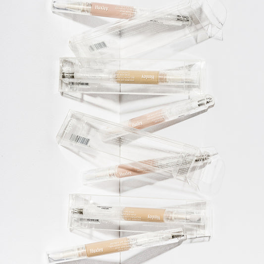 Huxley RELAXING CONCEALER ; STAY SUN SAFE2 DESERT SAND 2.5ml