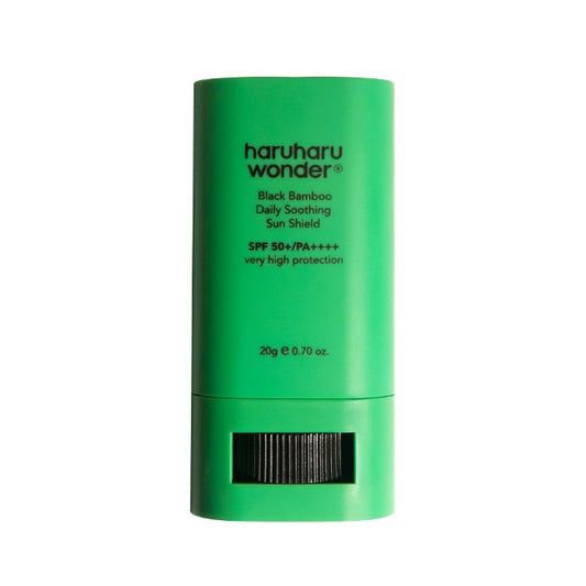 HARUHARU WONDER   Black Bamboo Daily Soothing Sun Shield SPF50+ PA++++